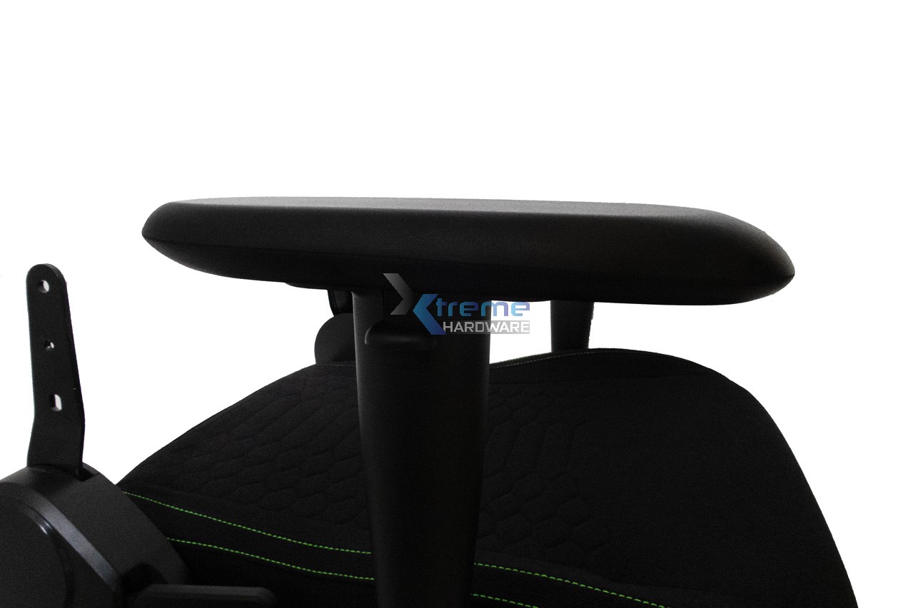 Razer Iskur V2 X 20 2eaa9